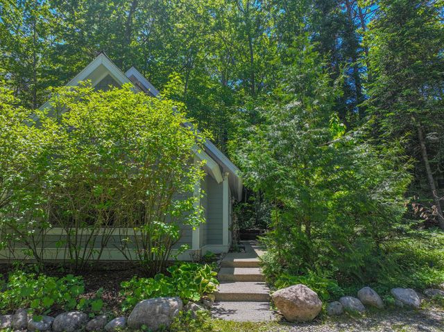 5635 N Leland Woods Drive, Leland, MI 49654