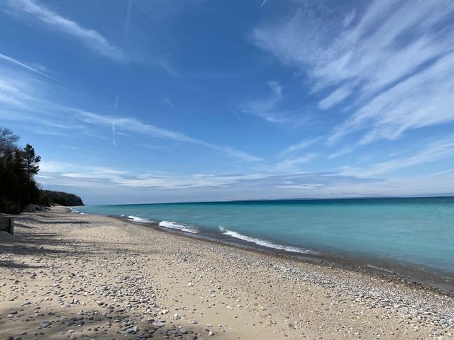 5635 N Leland Woods Drive, Leland, MI 49654