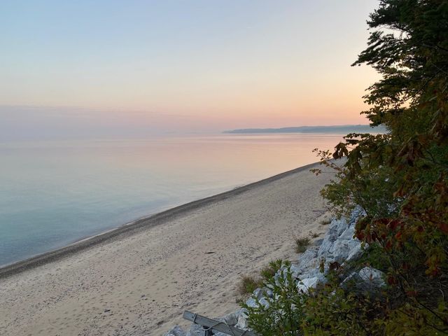 5635 N Leland Woods Drive, Leland, MI 49654