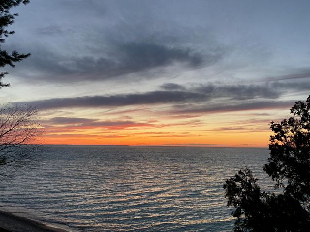 5635 N Leland Woods Drive, Leland, MI 49654