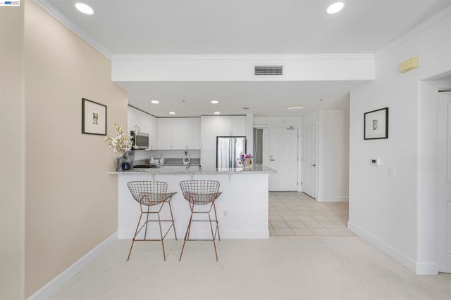20488 Stevens Creek Blvd 2302, Cupertino, CA 95014