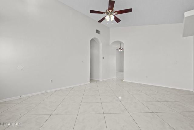14720 Sand Gate Drive, Horizon City, TX 79928