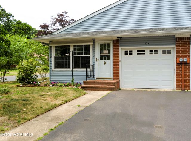 10 A Crocus Lane, Whiting, NJ 08759