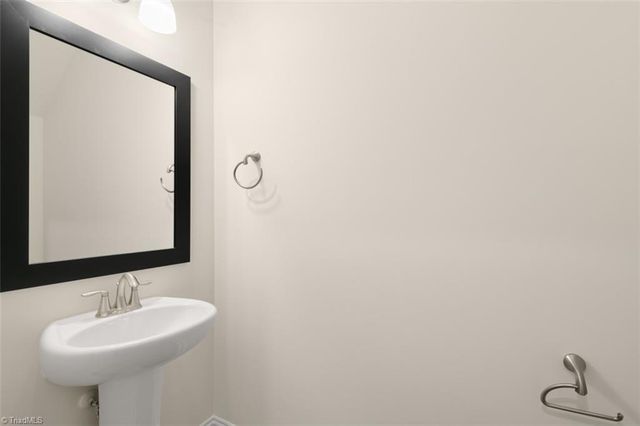 131 Briarwood Lane, Bermuda Run, NC 27006