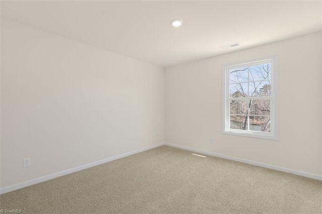 131 Briarwood Lane, Bermuda Run, NC 27006