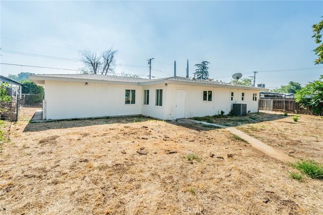 835 Massachusetts Avenue, Beaumont, CA 92223