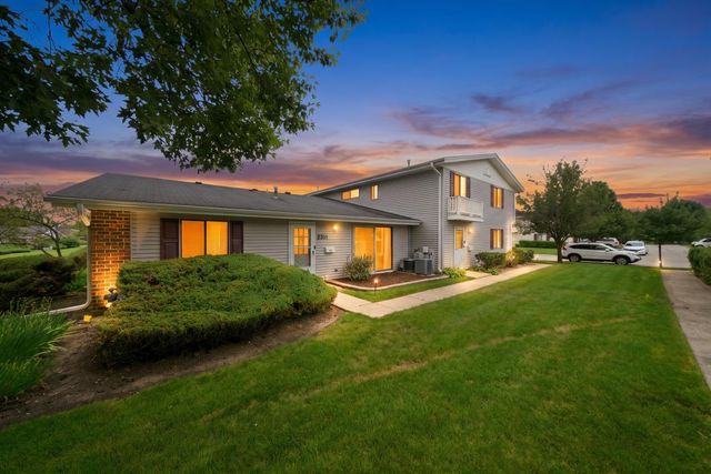 1344 Wakeby Lane 434, Schaumburg, IL 60193
