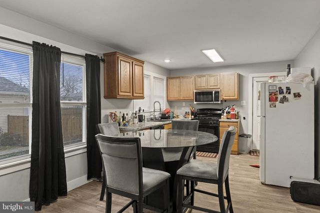 922 UNION AVE, Pennsauken, NJ 08110