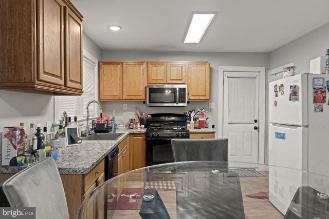 922 UNION AVE, Pennsauken, NJ 08110