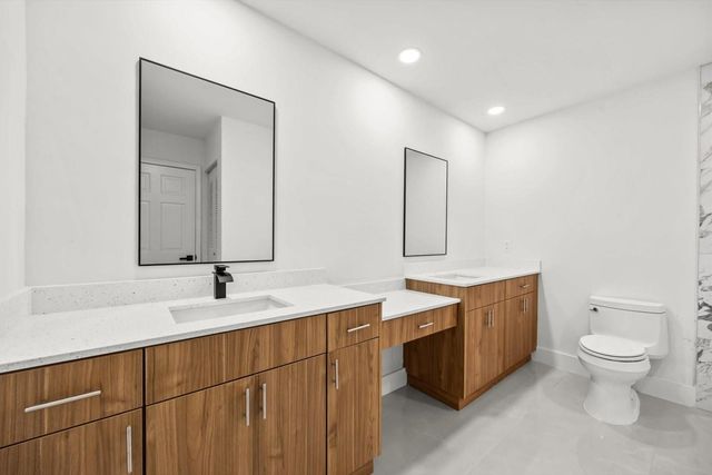 9791 Sun Pointe Dr, Boynton Beach, FL 33437