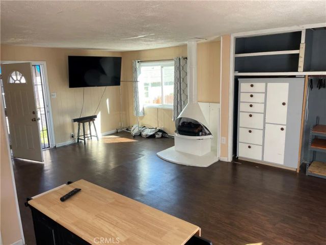 200 Plymouth Drive, Vista, CA 92083