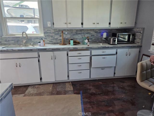 200 Plymouth Drive, Vista, CA 92083