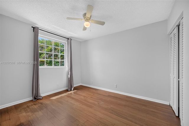 498 Cambridge Ln, Weston, FL 33326