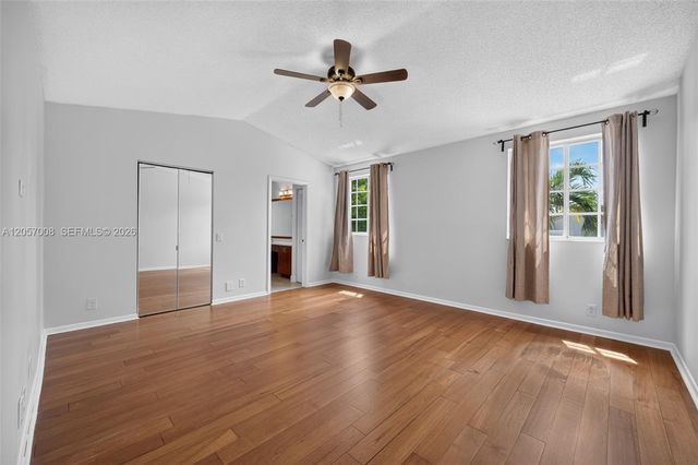 498 Cambridge Ln, Weston, FL 33326