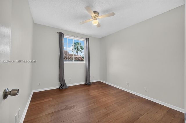 498 Cambridge Ln, Weston, FL 33326