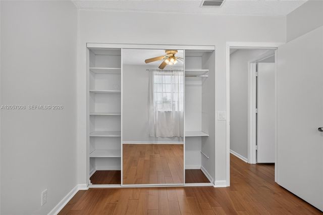 498 Cambridge Ln, Weston, FL 33326