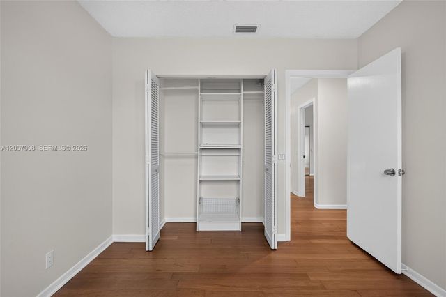 498 Cambridge Ln, Weston, FL 33326