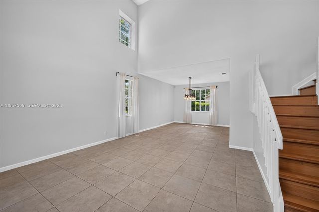 498 Cambridge Ln, Weston, FL 33326