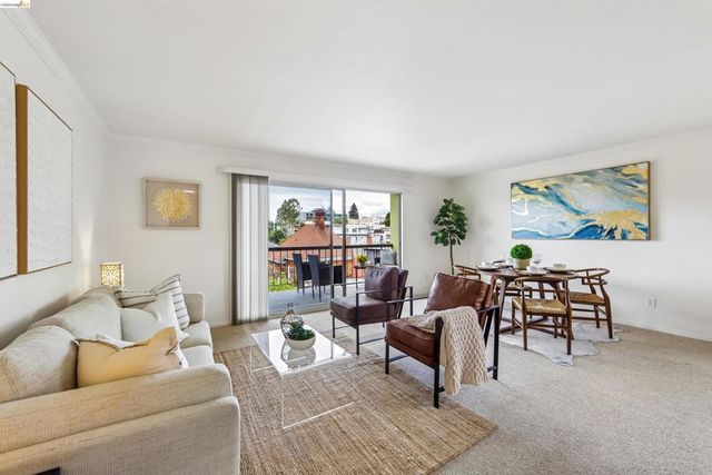 321 Warwick Ave 303, Oakland, CA 94610