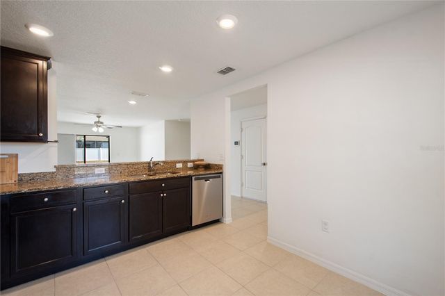 1188 MOYLE WAY, Mascotte, FL 34753