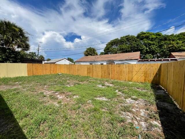 1104 W 24TH Street, Riviera Beach, FL 33404