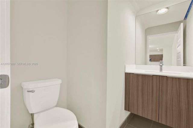 4971 NW 84th Ave, Doral, FL 33166