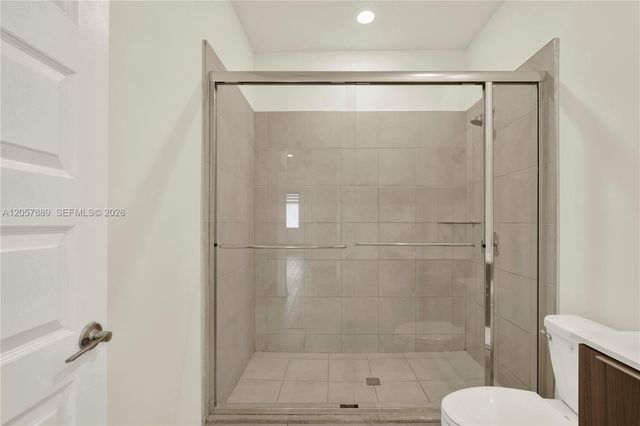 4971 NW 84th Ave, Doral, FL 33166