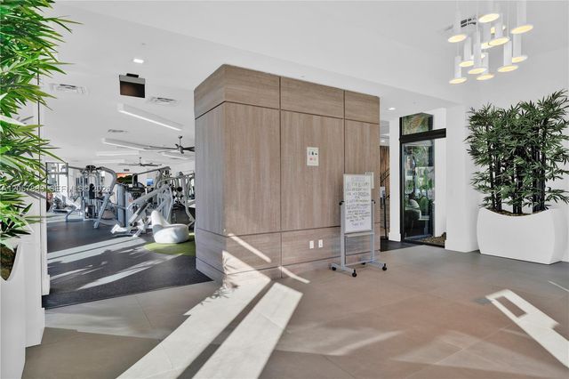 4971 NW 84th Ave, Doral, FL 33166