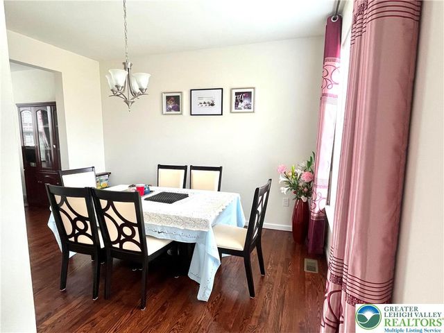 4424 Beech Drive, Lower Nazareth Twp, PA 18064