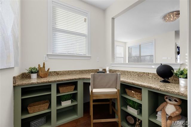 351 Oak Stand Court, Chesterfield, MO 63005