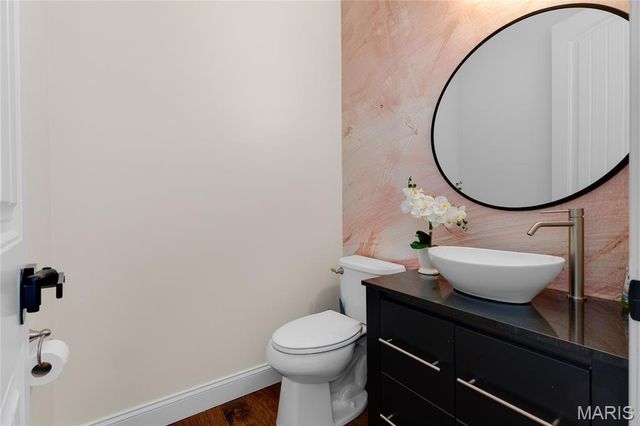 351 Oak Stand Court, Chesterfield, MO 63005