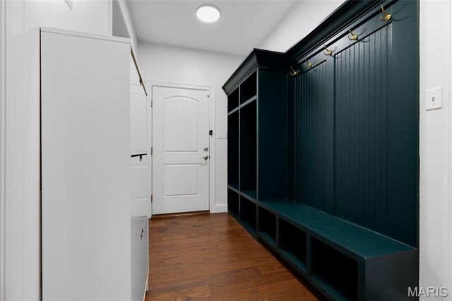 351 Oak Stand Court, Chesterfield, MO 63005