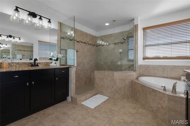 351 Oak Stand Court, Chesterfield, MO 63005