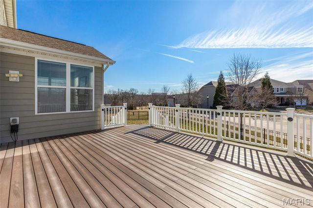 351 Oak Stand Court, Chesterfield, MO 63005