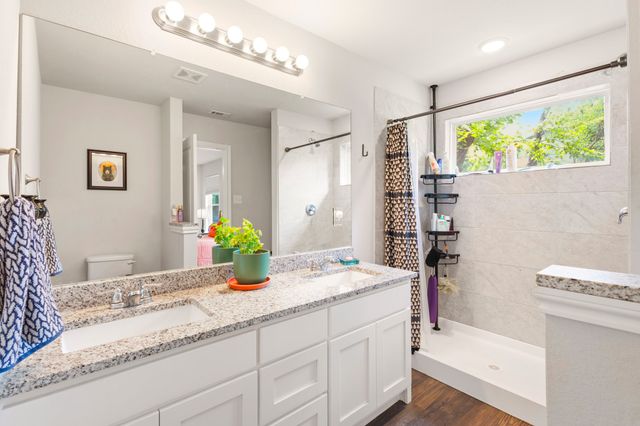 1634 E Missouri Avenue, Dallas, TX 75216