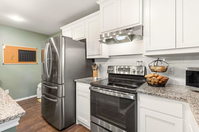 1634 E Missouri Avenue, Dallas, TX 75216