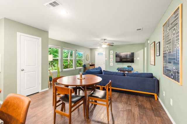 1634 E Missouri Avenue, Dallas, TX 75216