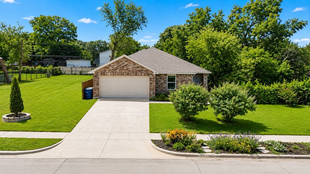 1634 E Missouri Avenue, Dallas, TX 75216