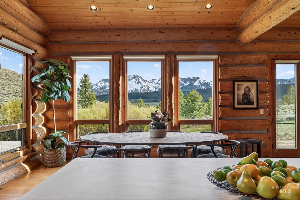 1000 Nip N Tuck Rd, Stanley, ID 83278 photo 17