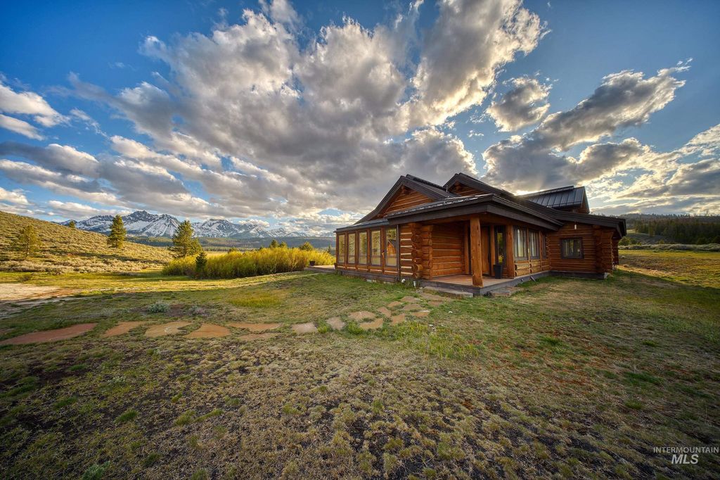 1000 Nip N Tuck Rd, Stanley, ID 83278 photo 6