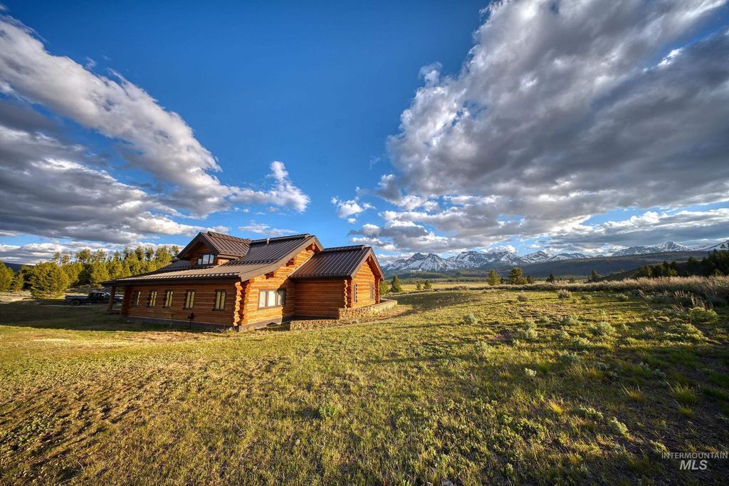 1000 Nip N Tuck Rd, Stanley, ID 83278 photo 7