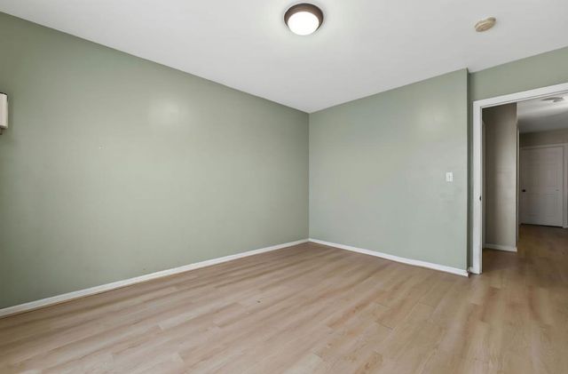 15 WALES AVE, Jc, Journal Square, NJ 07306
