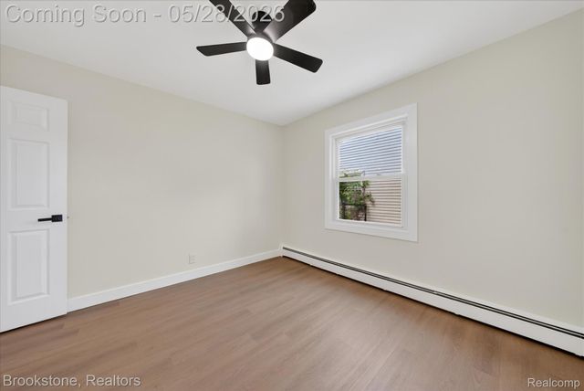 26304 Barnes Street, Roseville, MI 48066