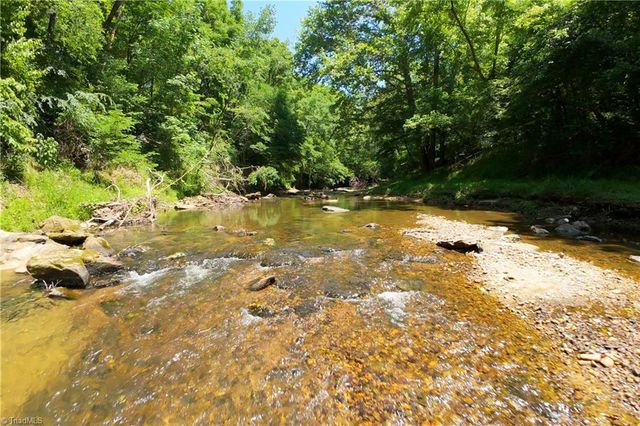 16 Roby Fulk Road, Pinnacle, NC 27043