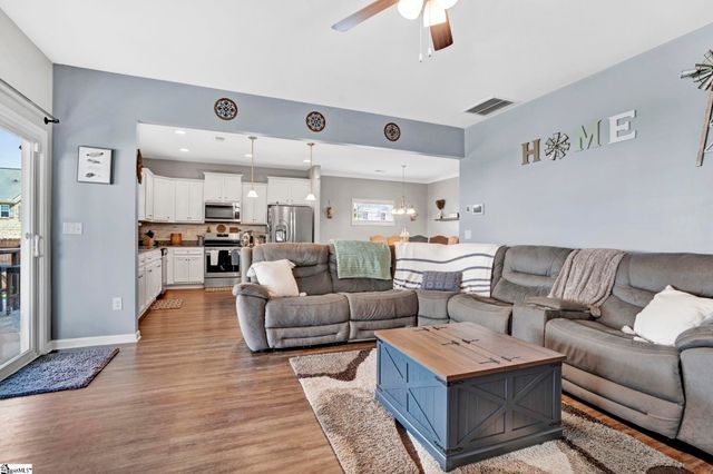 817 Camberwell Road, Simpsonville, SC 29680