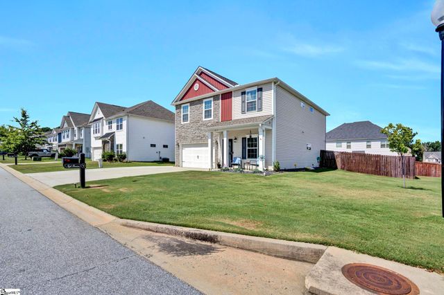 817 Camberwell Road, Simpsonville, SC 29680