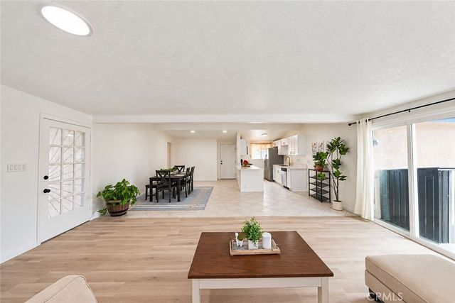 11961 Sandy, Anaheim, CA 92804