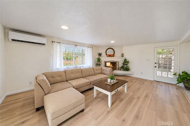 11961 Sandy, Anaheim, CA 92804