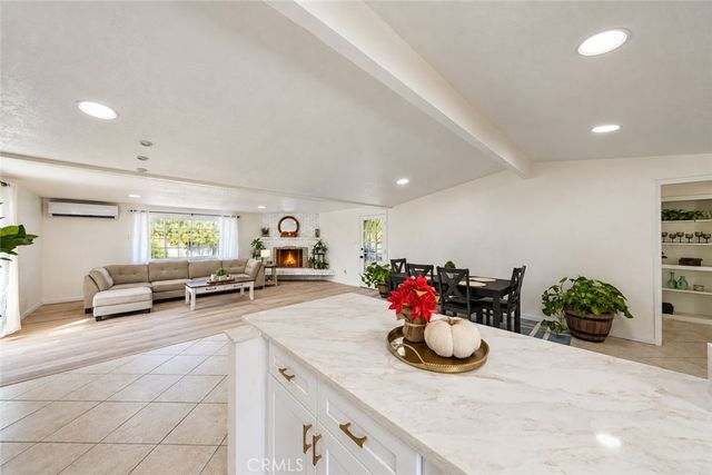 11961 Sandy, Anaheim, CA 92804
