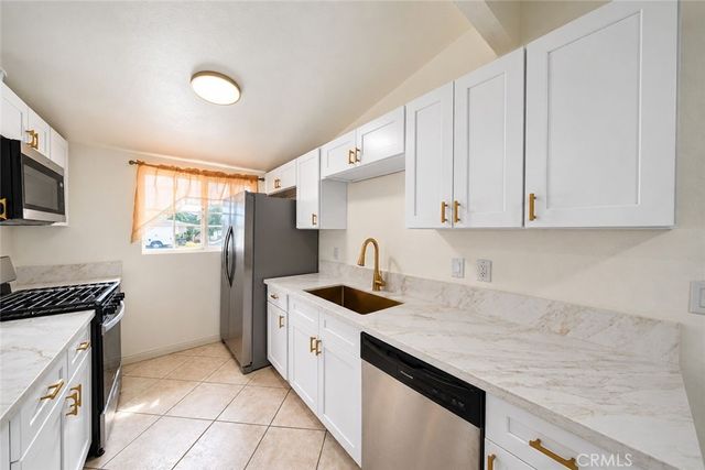 11961 Sandy, Anaheim, CA 92804